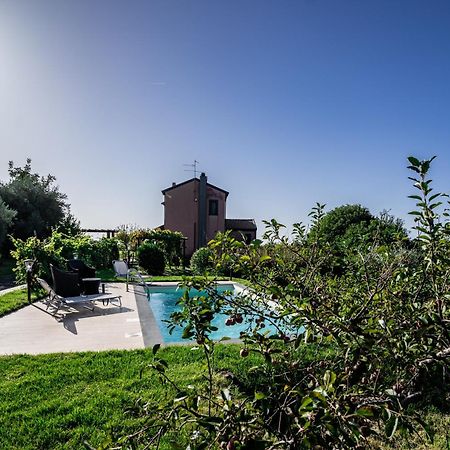 Nake Residenza Artistica Villa SantʼAlfio Exterior foto
